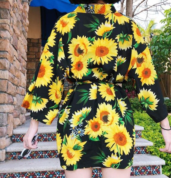 women's blouses & shirts summer loose sun protection flowers kimono thin shirt female, White
women's blouses & shirts summer loose sun protection flowers kimono thin shirt female, White