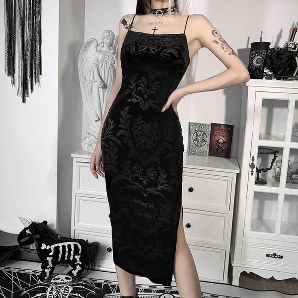 casual dresses woman slip midi for summer black velvet embosses backless spaghetti strap gothic long sundresses with slit, Black;gray
casual dresses woman slip midi for summer black velvet embosses backless spaghetti strap gothic long sundresses with slit, Black;gray