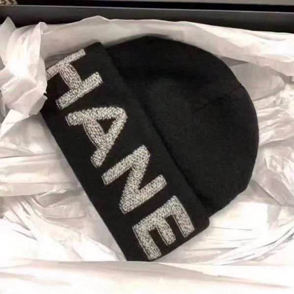 2021 fashion high-quality beanie knitted hat classical sports skull caps ladies casual outdoor warm for man's, Blue;gray
2021 fashion high-quality beanie knitted hat classical sports skull caps ladies casual outdoor warm for man's, Blue;gray