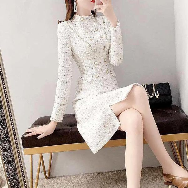 casual dresses fashion long-sleeved dress women 2021 autumn and winter white women's woolen a-line skirt, Black;gray
casual dresses fashion long-sleeved dress women 2021 autumn and winter white women's woolen a-line skirt, Black;gray