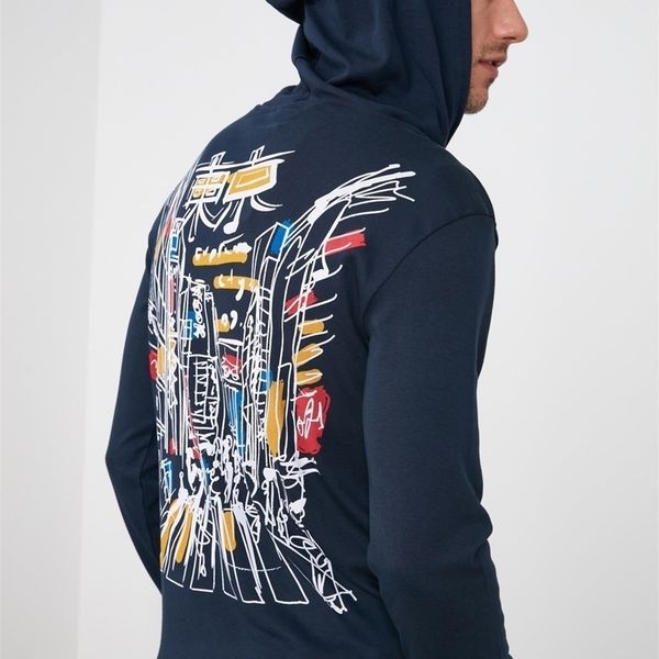 trendyol men 's long-sleeved hooded t-shirt tmnaw21ts0144 220315, White;black 
trendyol men 's long-sleeved hooded t-shirt tmnaw21ts0144 220315, White;black