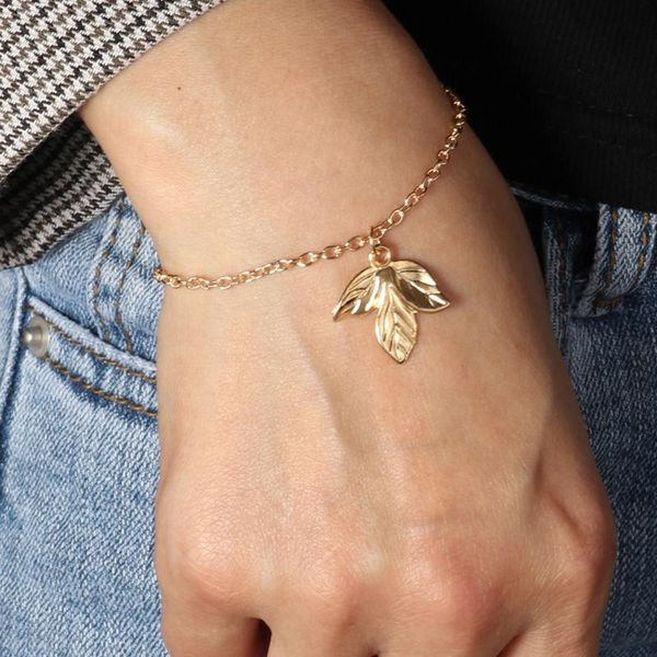 fashion simple leaf metal pendant bracelet charming lady party gold silver color creative women's jewelry accessories link, chain, Black
fashion simple leaf metal pendant bracelet charming lady party gold silver color creative women's jewelry accessories link, chain, Black