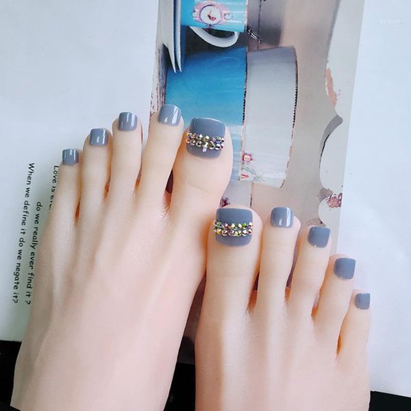 24pcs colorful wear short paragraph fashion manicure patch false toenail save time wearable jelly nails1, Red;gold
24pcs colorful wear short paragraph fashion manicure patch false toenail save time wearable jelly nails1, Red;gold