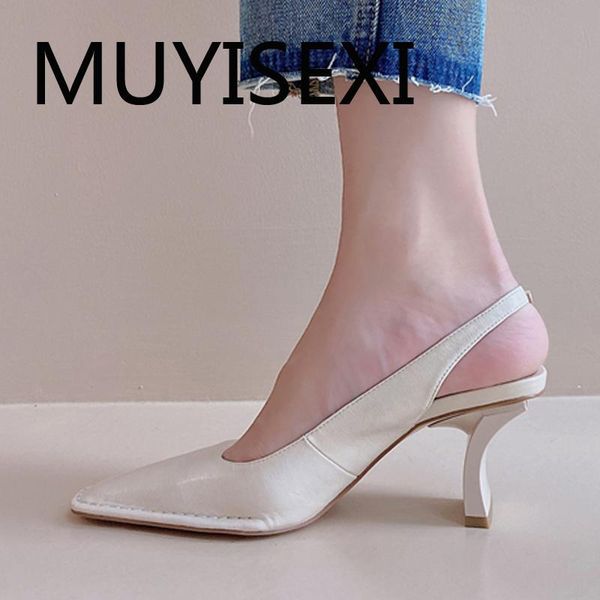 dress shoes slingbacks women pumps genuine leather slip on square toe solid buckle strap 6.5cm high heel concise brand dmj22 muyisexi, Black
dress shoes slingbacks women pumps genuine leather slip on square toe solid buckle strap 6.5cm high heel concise brand dmj22 muyisexi, Black