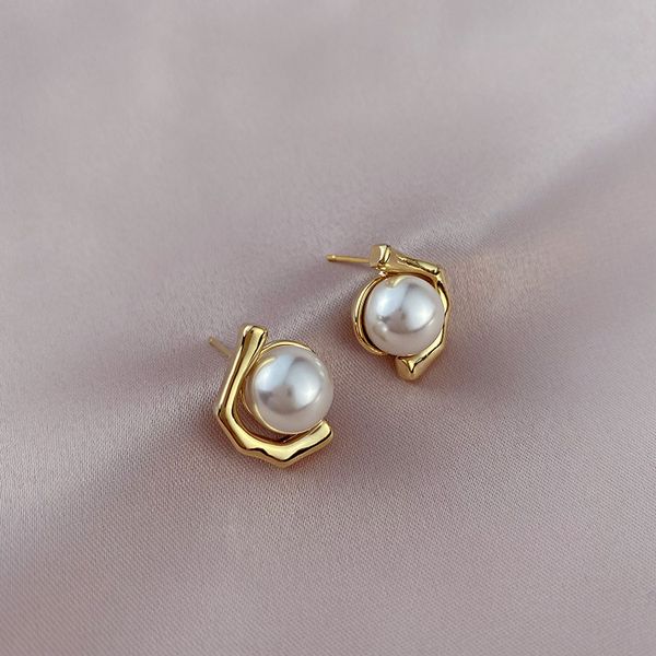 aaa designer jewelry s925 silver needle earrings and earrings 2021 new fashion temperament versatile pearl decoration, Golden;silver
aaa designer jewelry s925 silver needle earrings and earrings 2021 new fashion temperament versatile pearl decoration, Golden;silver