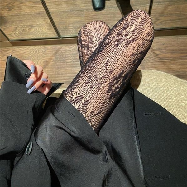 pantyhose beautiful leg jacquard black fishing net female flowers thin hollow socks rattan rose, Black;white
pantyhose beautiful leg jacquard black fishing net female flowers thin hollow socks rattan rose, Black;white