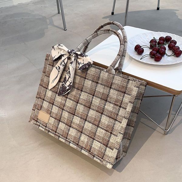 evening bags luxury fashion shoulder bag women's canvas embroidery large-capacity silk scarf decoration handbag messenger casual handba
evening bags luxury fashion shoulder bag women's canvas embroidery large-capacity silk scarf decoration handbag messenger casual handba