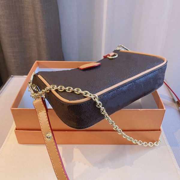 mini chain bags luxury purses hobos small designer crossbody shoulder bag fashion lady brown flaps with lock 2 straps
mini chain bags luxury purses hobos small designer crossbody shoulder bag fashion lady brown flaps with lock 2 straps