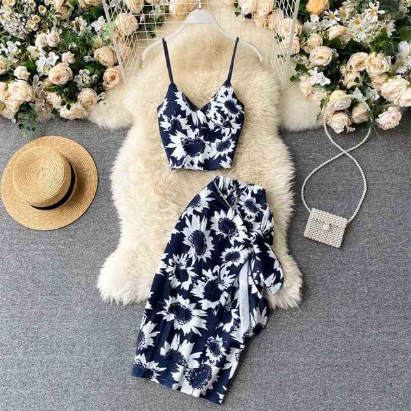 summer beach two piece set women v neck crop bandage wrap skirt outfit woman vintage floral print 2 pcs suits clothes 210525, White
summer beach two piece set women v neck crop bandage wrap skirt outfit woman vintage floral print 2 pcs suits clothes 210525, White
