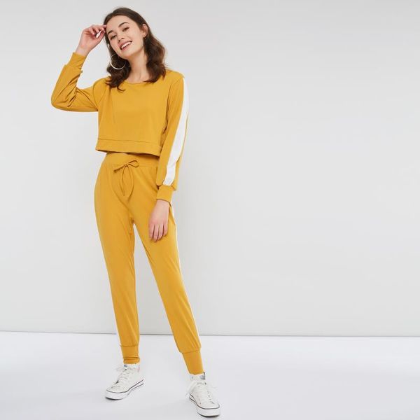 women's two piece pants yellow tracksuit autumn stripe cropped hoodies long sweatpants young girl street sweatsuit casual woman sets, White
women's two piece pants yellow tracksuit autumn stripe cropped hoodies long sweatpants young girl street sweatsuit casual woman sets, White
