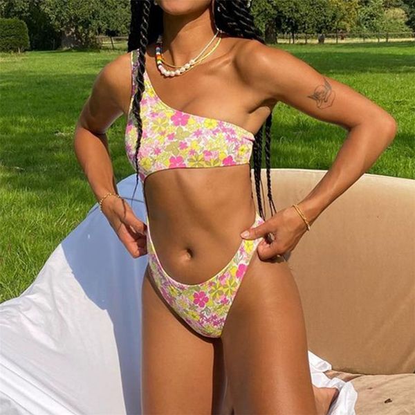 new floral one shoulder tummy cut out one piece swimsuit women swimwear female bather bathing suit swim lady monokini k2683
new floral one shoulder tummy cut out one piece swimsuit women swimwear female bather bathing suit swim lady monokini k2683