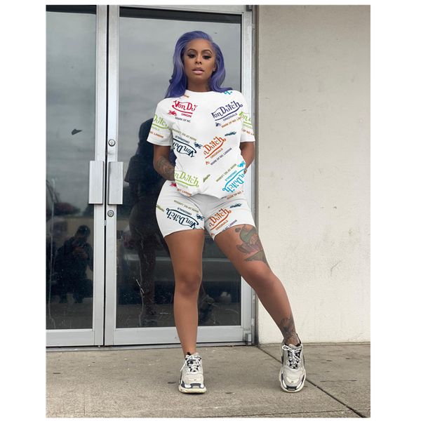 womens graffiti letter printing tracksuits fashion trend round neck short sleeve shorts 2 piece sets designer summer female casual suits, Gray
womens graffiti letter printing tracksuits fashion trend round neck short sleeve shorts 2 piece sets designer summer female casual suits, Gray