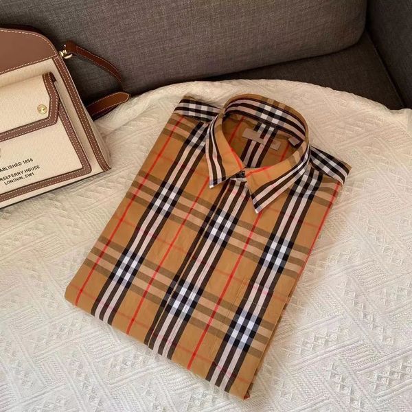 2021 mens and wemen designer fashion casual shirt men's slim plaid men and women couples b brand trend shirt, White;black
2021 mens and wemen designer fashion casual shirt men's slim plaid men and women couples b brand trend shirt, White;black