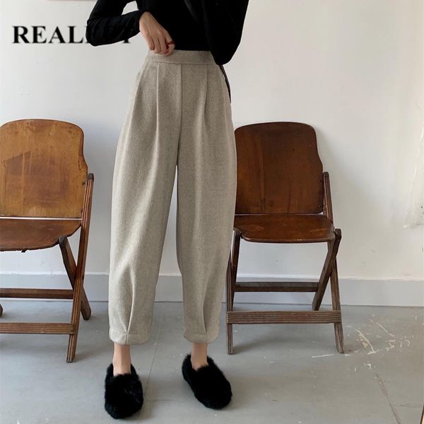 autumn winter woolen lantern pants high waist loose fashion harem korean style casual long trouser pocket lady 210428, Black;white
autumn winter woolen lantern pants high waist loose fashion harem korean style casual long trouser pocket lady 210428, Black;white