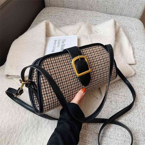 qianniaoge women's 2020 new korean style one shoulder crossbar fashion club net red bag
qianniaoge women's 2020 new korean style one shoulder crossbar fashion club net red bag