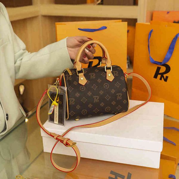 84% off shop factory glory 2022 spring new light luxury pillow fashion hand-held messenger old flower women's bag
84% off shop factory glory 2022 spring new light luxury pillow fashion hand-held messenger old flower women's bag