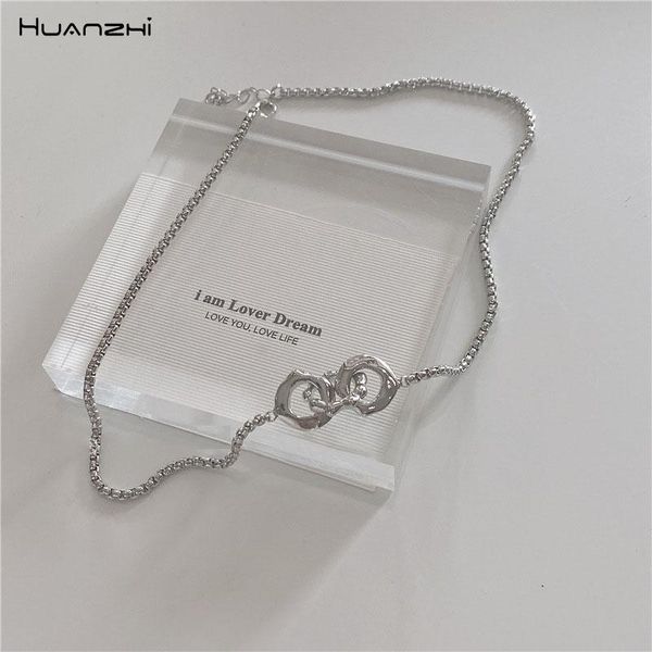chains huanzhi 2021 korean simplicity geometric silver metal ring buckle necklace clavicle chain for ladies girls summer party jewelry
chains huanzhi 2021 korean simplicity geometric silver metal ring buckle necklace clavicle chain for ladies girls summer party jewelry