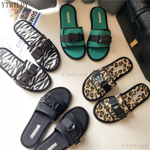 slippers 2021 women brand summer outdoor flat heel beach slides casual open toe female flip flops zapatillas mujer casa, Black
slippers 2021 women brand summer outdoor flat heel beach slides casual open toe female flip flops zapatillas mujer casa, Black