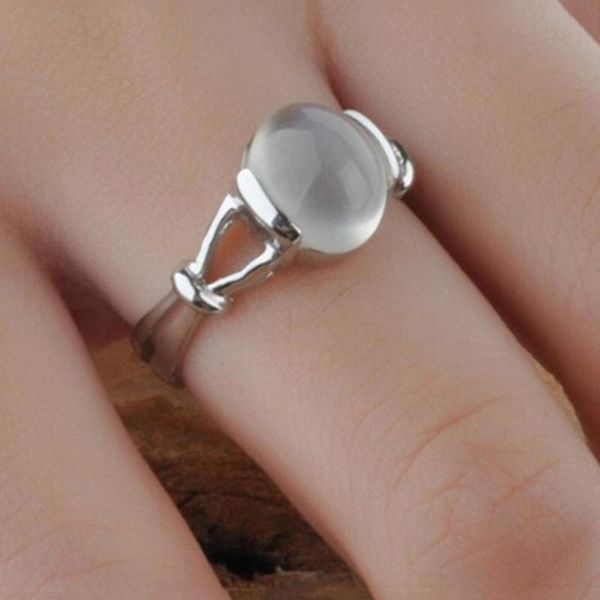wedding rings vintage moonstone inlaid finger ring women jewelry valentine day gift, Slivery;golden
wedding rings vintage moonstone inlaid finger ring women jewelry valentine day gift, Slivery;golden