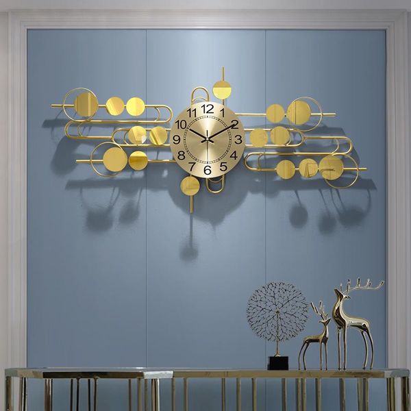 european-style fashion wall clock modern simple atmosphere light luxury bell decoration living room silent creative clocks
european-style fashion wall clock modern simple atmosphere light luxury bell decoration living room silent creative clocks