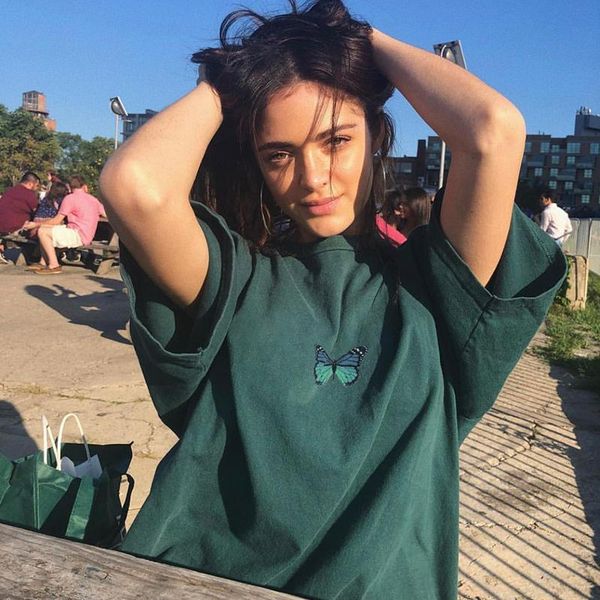 women's t-shirt 2021 retro butterfly embroidery dark green short-sleeved women loose street top, White
women's t-shirt 2021 retro butterfly embroidery dark green short-sleeved women loose street top, White