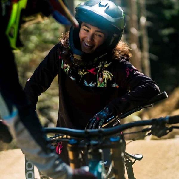 racing jackets 2021 women's team jersey mountain maillot off road mtb cycling motocross breathable quick dry ciclismo largo, Black;red
racing jackets 2021 women's team jersey mountain maillot off road mtb cycling motocross breathable quick dry ciclismo largo, Black;red