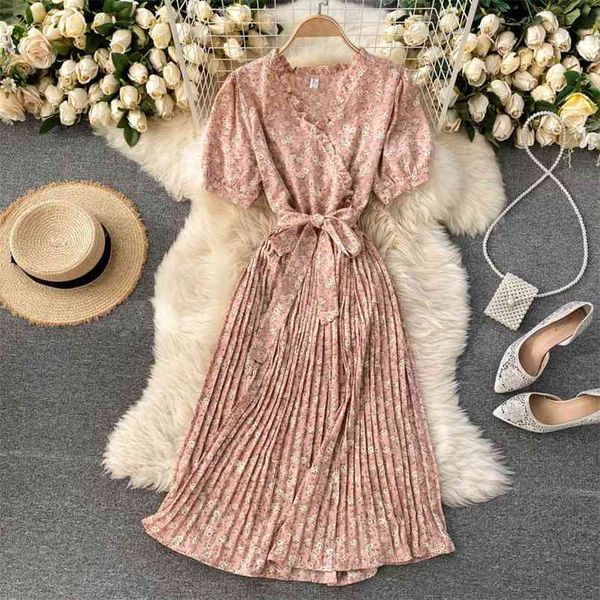 summer dress female sweet flower print fungus v-neck puff sleeves slim fit mid-length floral pleated vestidos c030 210506, Black;gray
summer dress female sweet flower print fungus v-neck puff sleeves slim fit mid-length floral pleated vestidos c030 210506, Black;gray