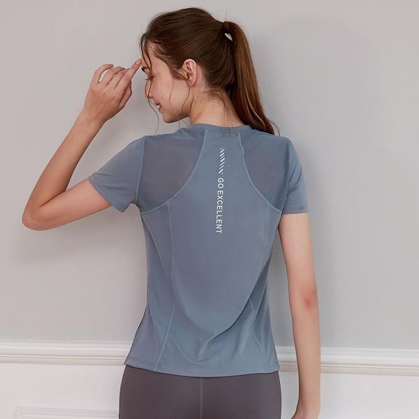 summer sports running t-shirts women mesh gym yoga shirts loose quick dry fitness jogging workout short sleeve reflective jerseys, Black;blue
summer sports running t-shirts women mesh gym yoga shirts loose quick dry fitness jogging workout short sleeve reflective jerseys, Black;blue