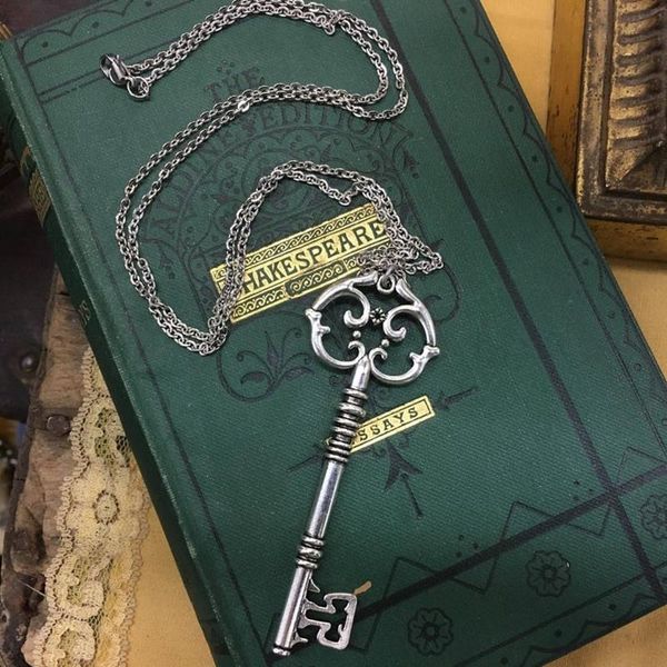 pendant necklaces vintage gothic secret key choker necklace statement christmas gift for women girl jewelry wholesale fashion, Silver
pendant necklaces vintage gothic secret key choker necklace statement christmas gift for women girl jewelry wholesale fashion, Silver