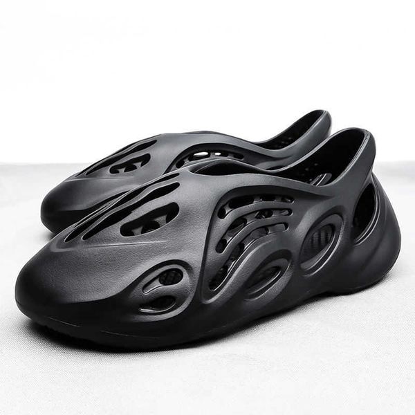 coconut hole shoes children's sandals boys' and girls' antiskid beach shoes middle school children's sandals 2021 summer, Black
coconut hole shoes children's sandals boys' and girls' antiskid beach shoes middle school children's sandals 2021 summer, Black