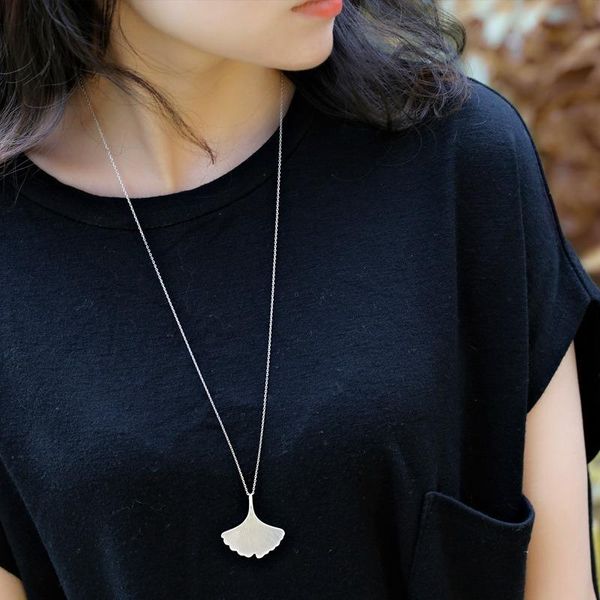 ginkgo leaf pendant all-match simple sweater chain modern and trendy/women long autumn winter decorative necklace necklaces, Silver
ginkgo leaf pendant all-match simple sweater chain modern and trendy/women long autumn winter decorative necklace necklaces, Silver
