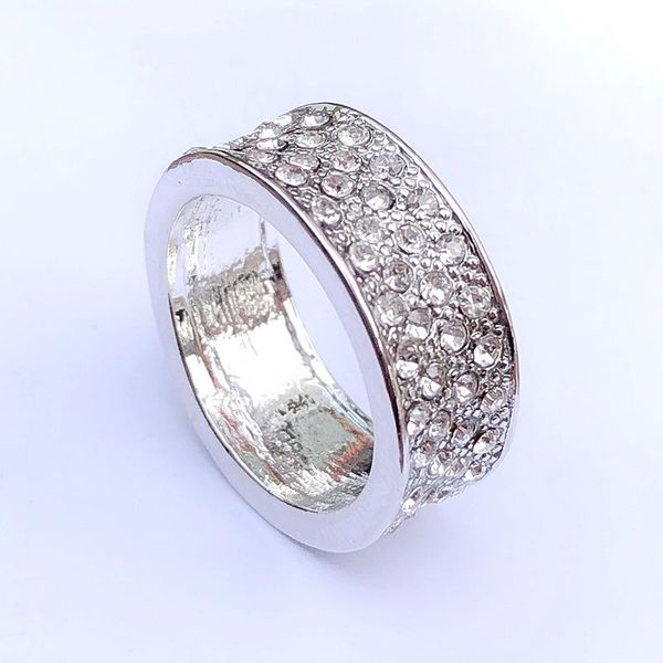 cluster rings simple round silver color engagement ring fashion europe style love white crystal jewelry for women cz wedding gift, Golden;silver
cluster rings simple round silver color engagement ring fashion europe style love white crystal jewelry for women cz wedding gift, Golden;silver