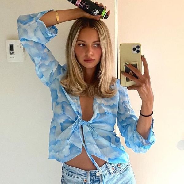 women's blouses & shirts 2021 autumn women sky blue cloud print open stitch blouse casual shirt lace up loose chiffon street blusa femi, White
women's blouses & shirts 2021 autumn women sky blue cloud print open stitch blouse casual shirt lace up loose chiffon street blusa femi, White