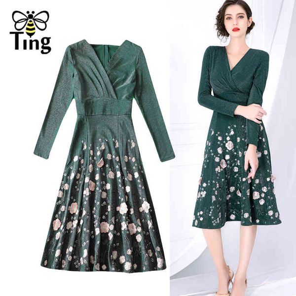 vintage elegant flower embroidery casual knee length dress with sashes high waist a line women office work vestido 210513, Black;gray
vintage elegant flower embroidery casual knee length dress with sashes high waist a line women office work vestido 210513, Black;gray