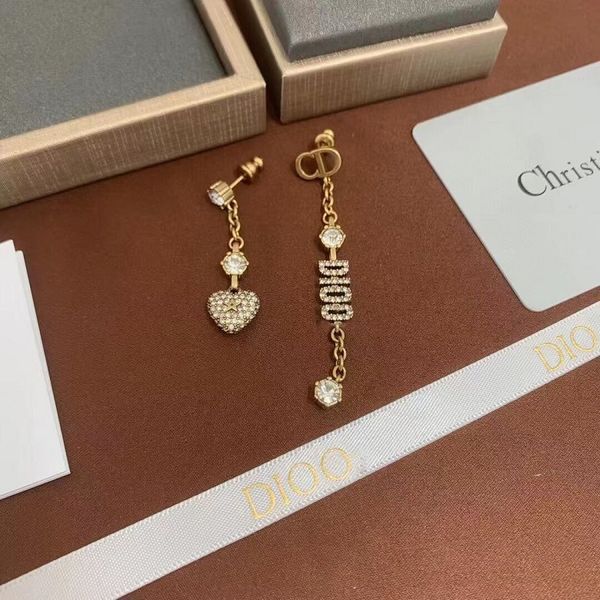 70% off outlet online new letter with diamond long asymmetric earrings in spring and summer of 2021, Silver
70% off outlet online new letter with diamond long asymmetric earrings in spring and summer of 2021, Silver