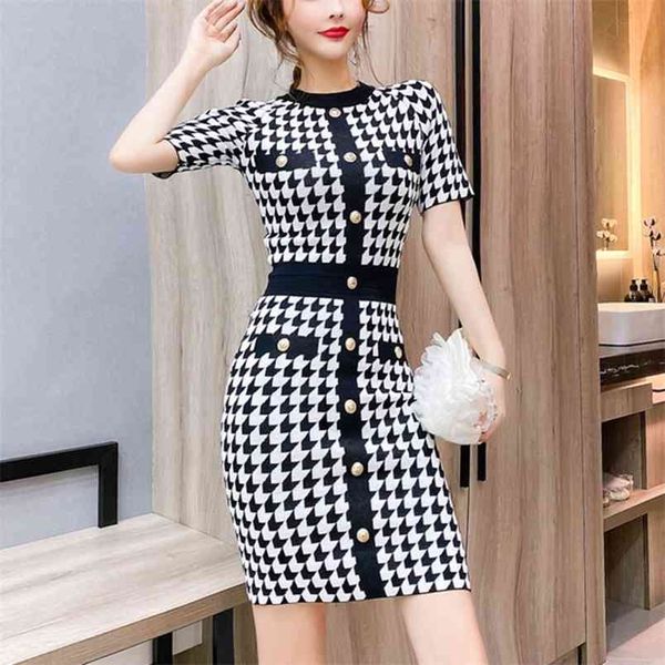 vetement femme summer dress women knitted vintage high waist button basic bodycon elastic casual robe femme vestidos 210514, Black;gray
vetement femme summer dress women knitted vintage high waist button basic bodycon elastic casual robe femme vestidos 210514, Black;gray