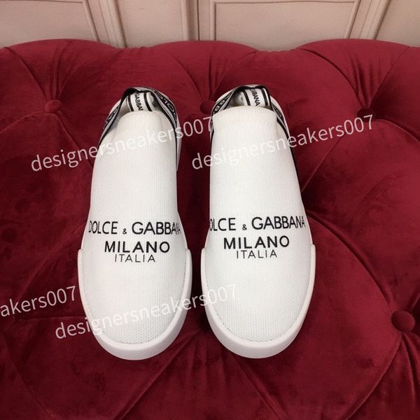 2022 new boots colors bl triple s retros paris sneakers mens womens designer shoes fashion outdoor old grandpa luxury trainers 35-45, Black
2022 new boots colors bl triple s retros paris sneakers mens womens designer shoes fashion outdoor old grandpa luxury trainers 35-45, Black