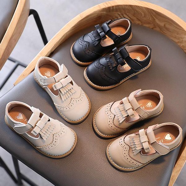 spring autumn girls shoes fringed t strap fretwork brogue bowtie princess kids oxford shoe toddler child casual flat, Black;grey
spring autumn girls shoes fringed t strap fretwork brogue bowtie princess kids oxford shoe toddler child casual flat, Black;grey