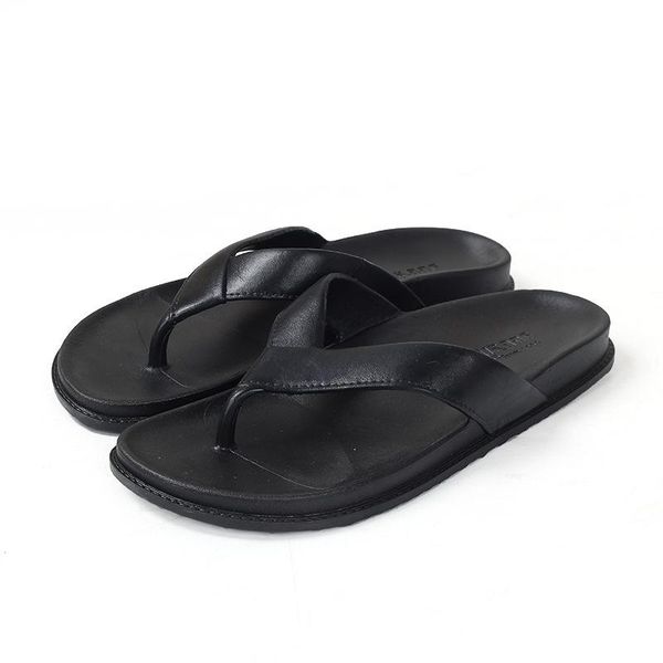 slippers 2021 summer fashion concise style men's comfortable flat light casual flip flops with platform non-slip for outside, Black
slippers 2021 summer fashion concise style men's comfortable flat light casual flip flops with platform non-slip for outside, Black