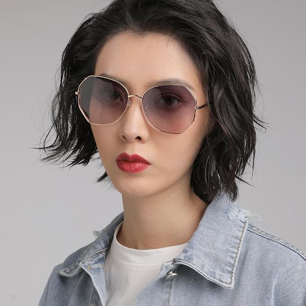 sunglasses women polarized polygon hollow metal frame ultra light glasses tac lenses, White;black
sunglasses women polarized polygon hollow metal frame ultra light glasses tac lenses, White;black