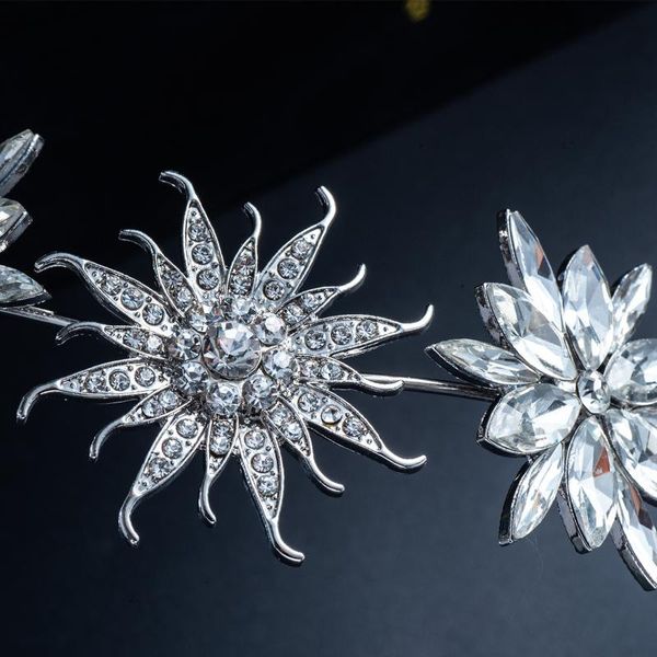 hair clips & barrettes ly floral snowflake headband rhinestones glittery bridal hoop fresh princess headdress accessories for girl women, Golden;silver
hair clips & barrettes ly floral snowflake headband rhinestones glittery bridal hoop fresh princess headdress accessories for girl women, Golden;silver