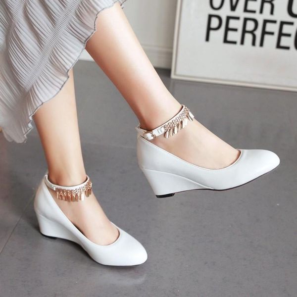 dress shoes fashion high heels metal tassel princess sweet single slope women's, Black
dress shoes fashion high heels metal tassel princess sweet single slope women's, Black