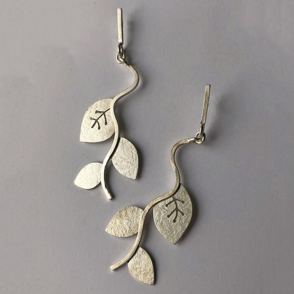 dangle & chandelier fashion grapevine leaf pendants metal ear studs vintage gold foil silver earrings 2021 trend exquisite women's jewe
dangle & chandelier fashion grapevine leaf pendants metal ear studs vintage gold foil silver earrings 2021 trend exquisite women's jewe