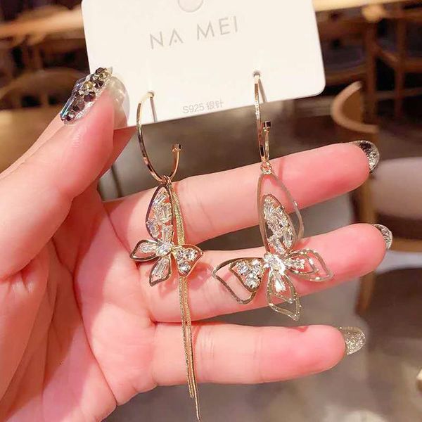 trendy bling butterfly crystal dangle earrings for women creative design luxury jewelry zircon s925 needle gift & chandelie cha, Silver
trendy bling butterfly crystal dangle earrings for women creative design luxury jewelry zircon s925 needle gift & chandelie cha, Silver