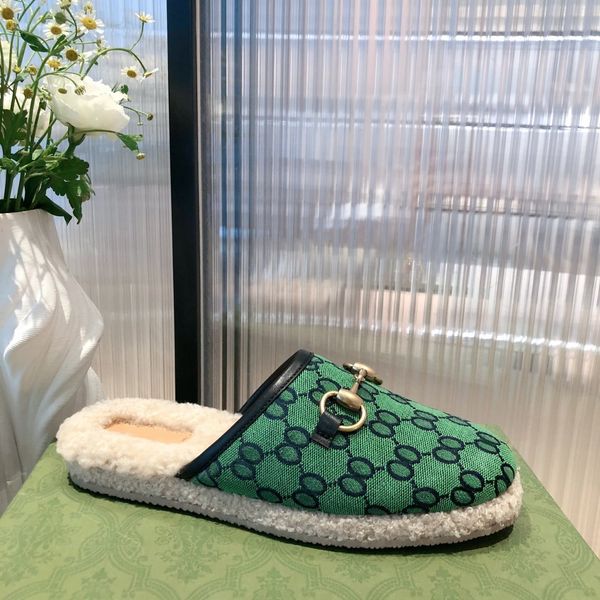 2021 ss casual winter women's shoes fashion designer plaid luxury flat bottom lazy outdoor slippers, Red;white
2021 ss casual winter women's shoes fashion designer plaid luxury flat bottom lazy outdoor slippers, Red;white