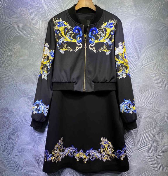 two piece dress 2021 female spring emrboidery jackets + sleeves 2 c689, White
two piece dress 2021 female spring emrboidery jackets + sleeves 2 c689, White