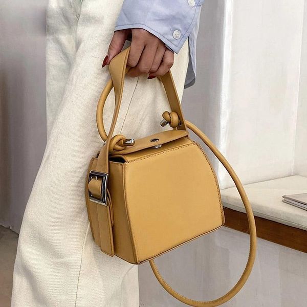 evening bags luxury designer women handbags 2021 quality pu leather shoulder messenger solid color small clutch bag purses female totes
evening bags luxury designer women handbags 2021 quality pu leather shoulder messenger solid color small clutch bag purses female totes