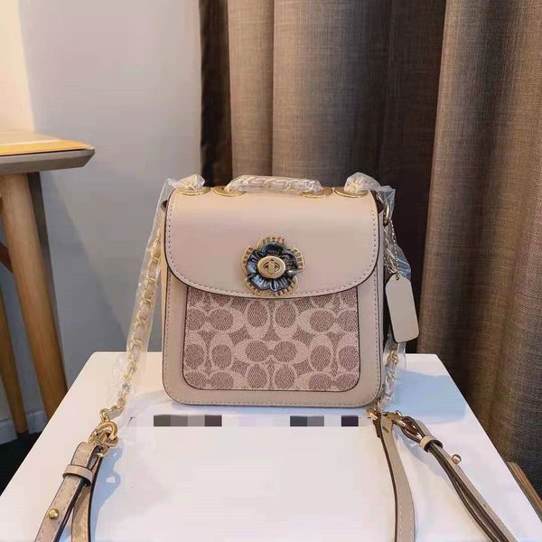 new women's fashion versatile single shoulder messenger bag korean style foreign style mobile phone bag personality trend large capacit
new women's fashion versatile single shoulder messenger bag korean style foreign style mobile phone bag personality trend large capacit