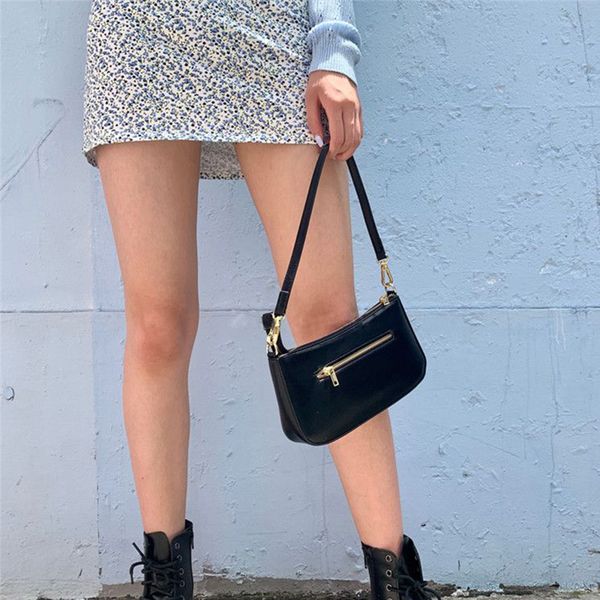 solid color vintage small shoulder bag luxury handbags women crossbody bags designer female shoulder messenger bag bolsa mmm
solid color vintage small shoulder bag luxury handbags women crossbody bags designer female shoulder messenger bag bolsa mmm