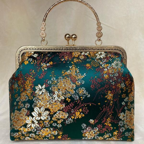 evening bags 2021 est autumn flowers women's handbags purses vintage pure handmade chain shell lock women shoulder crossbody bag
evening bags 2021 est autumn flowers women's handbags purses vintage pure handmade chain shell lock women shoulder crossbody bag